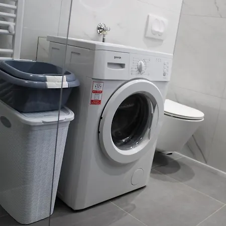 Rosa With Yard And Children's Playground Tar-Vabriga