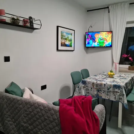 Apartment Rosa With Yard And Children's Playground Tar-Vabriga