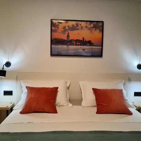 Villa Rosa Near Porec - Garden & Playground, Explore Istria Tar-Vabriga