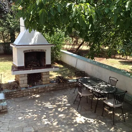 Rosa Near Porec - Garden & Playground, Explore Istria Tar-Vabriga